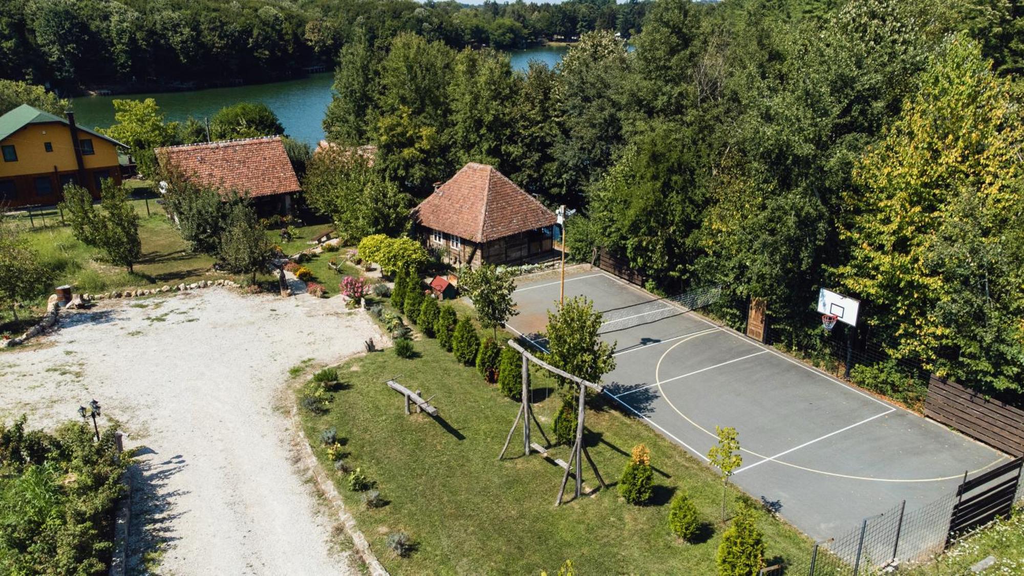 Magaze De Luxe Villa Gradacac ภายนอก รูปภาพ